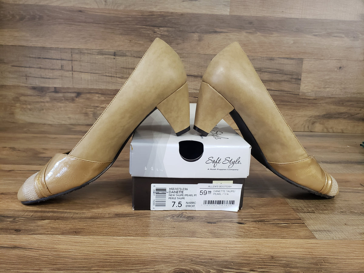 Soft Style Danette Mid Heel Pump Shoes