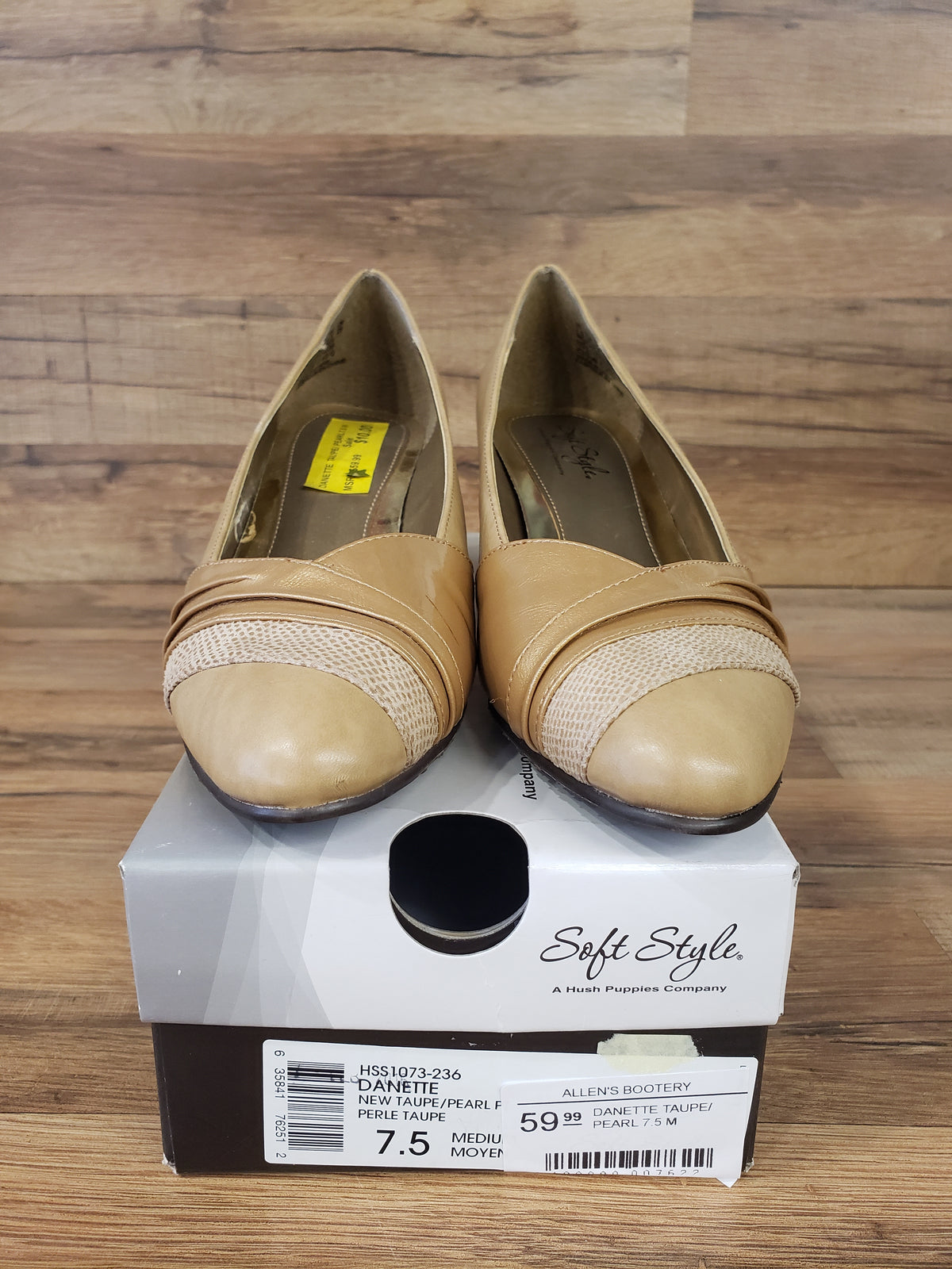 Soft Style Danette Mid Heel Pump Shoes