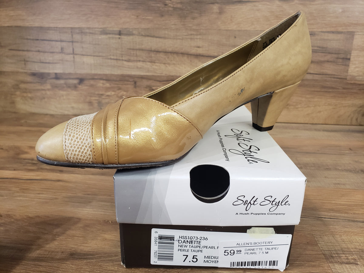 Soft Style Danette Mid Heel Pump Shoes