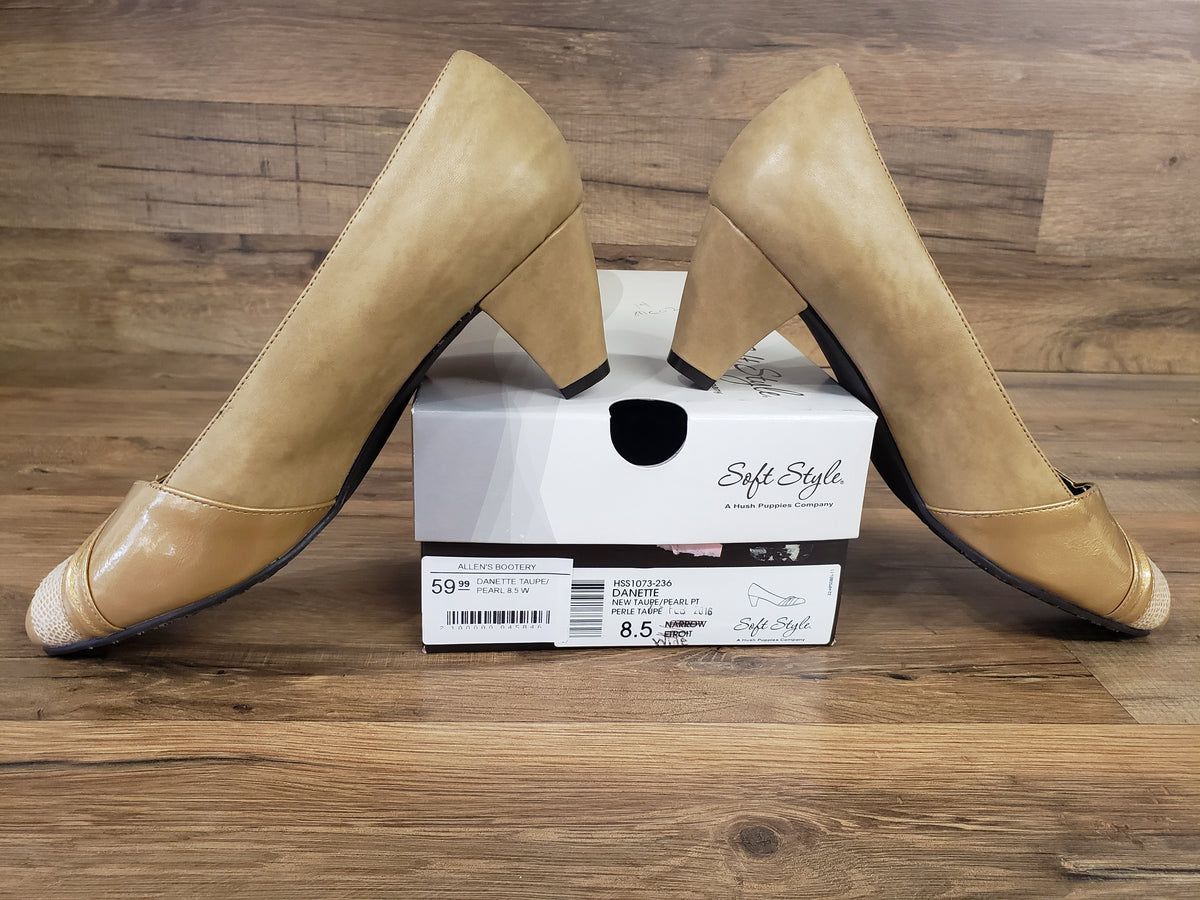Soft Style Danette Mid Heel Pump Shoes