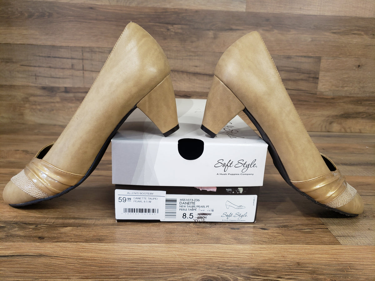 Soft Style Danette Mid Heel Pump Shoes