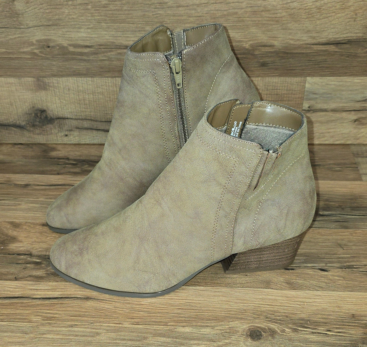 Gleda- Taupe Nubuck