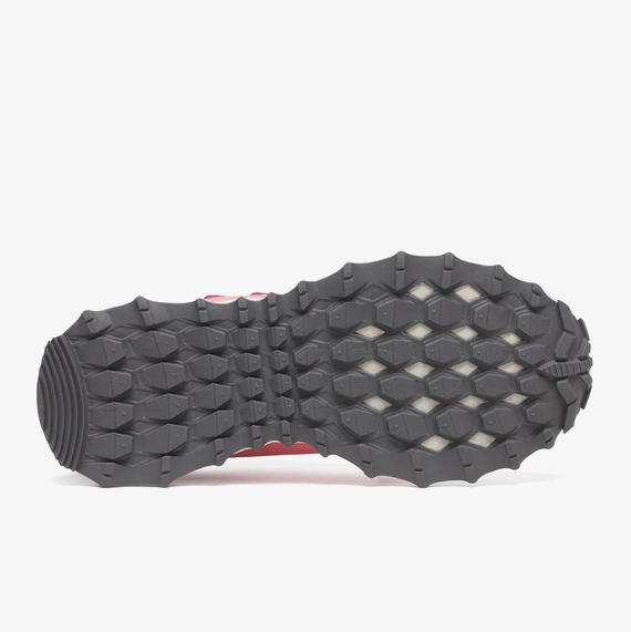SK167937 PEREGRINE KDZ SHIELD - BERRY/CORAL