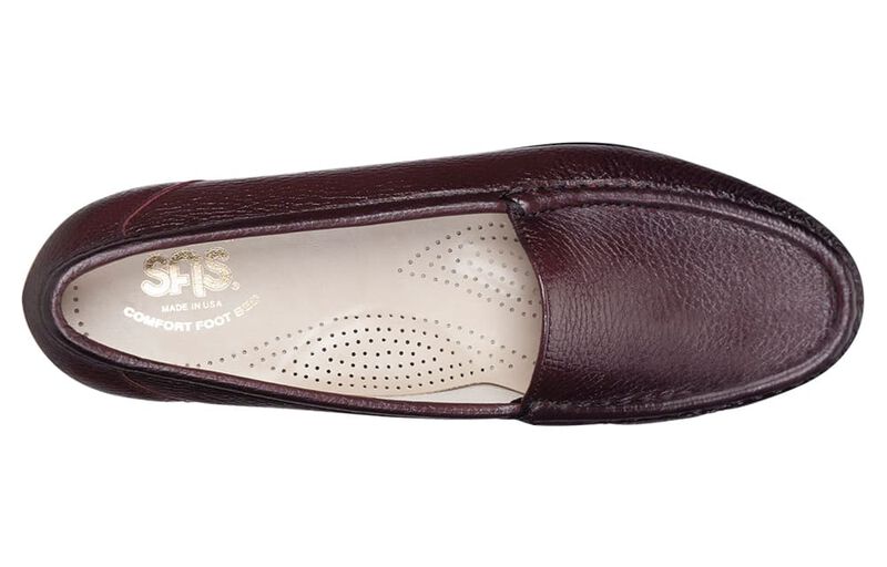 Allen's Bootery Simplify moccasin loafer in antique wine leather with a cushioned footbed and hand-laced construction.