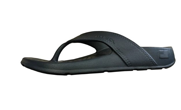 Allen's Bootery Cascade flip flop in eclipse black, featuring supportive EVASOL foam and a textured footbed.