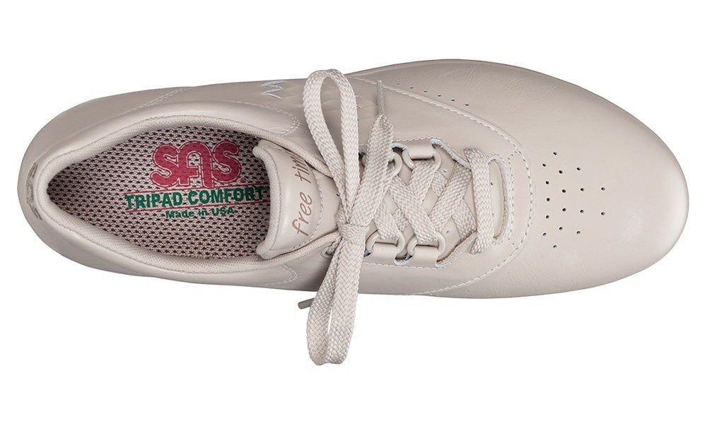 Allen's Bootery SAS FREETIME BONE walking shoe in light beige leather with lace-up closure and cushioned footbed.